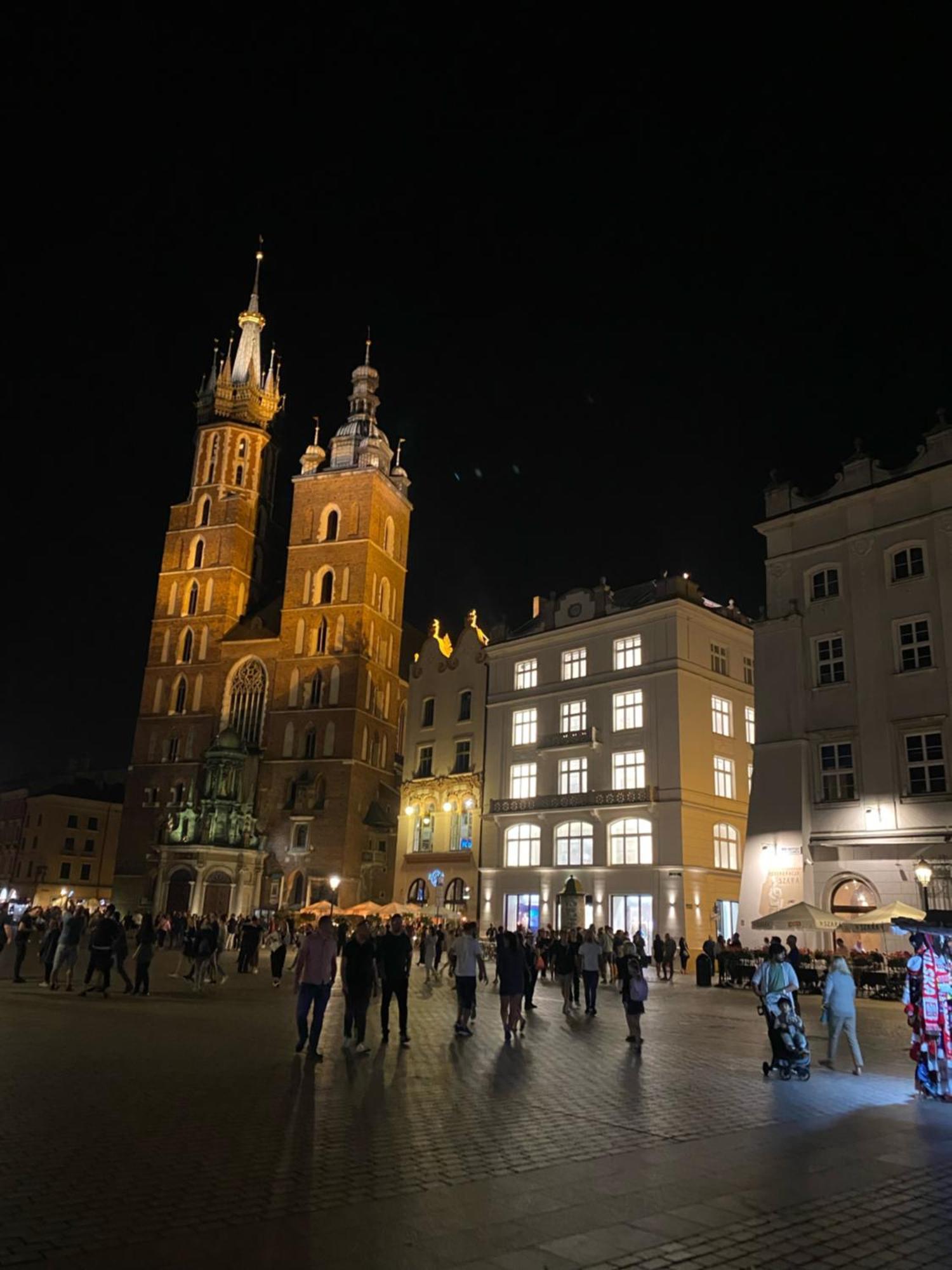 Lux Stays By Torres At K39 Kraków Exteriör bild